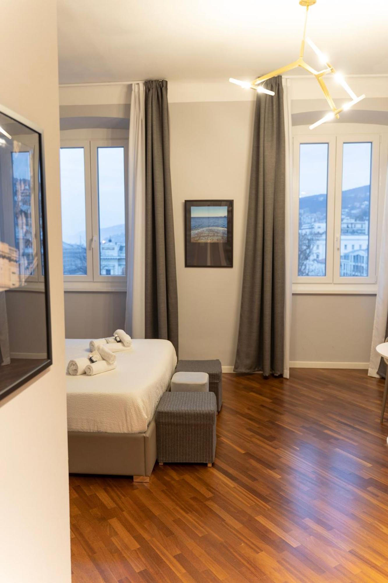 Sofia Residence Stazione Трієст Екстер'єр фото