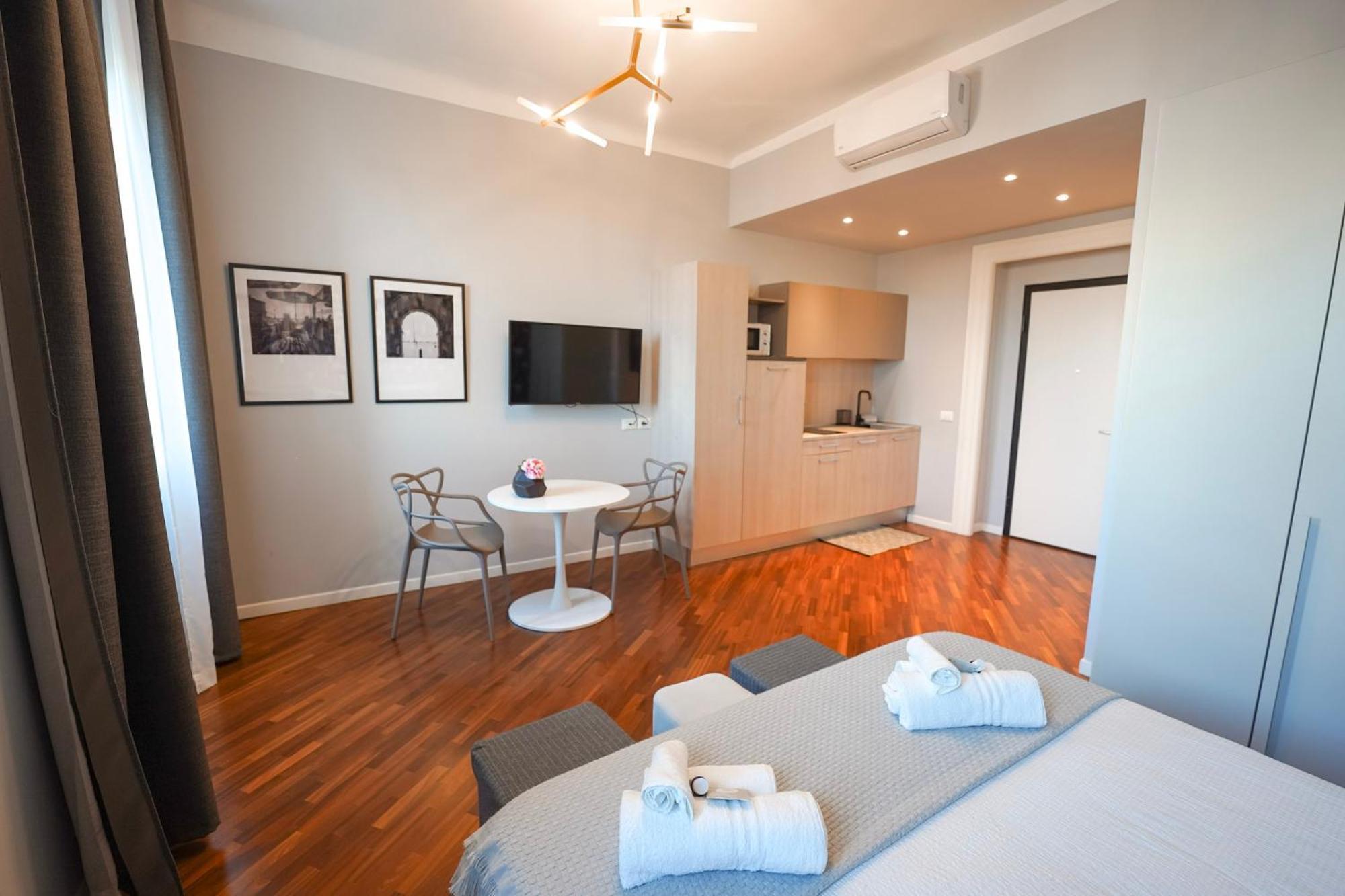 Sofia Residence Stazione Трієст Екстер'єр фото